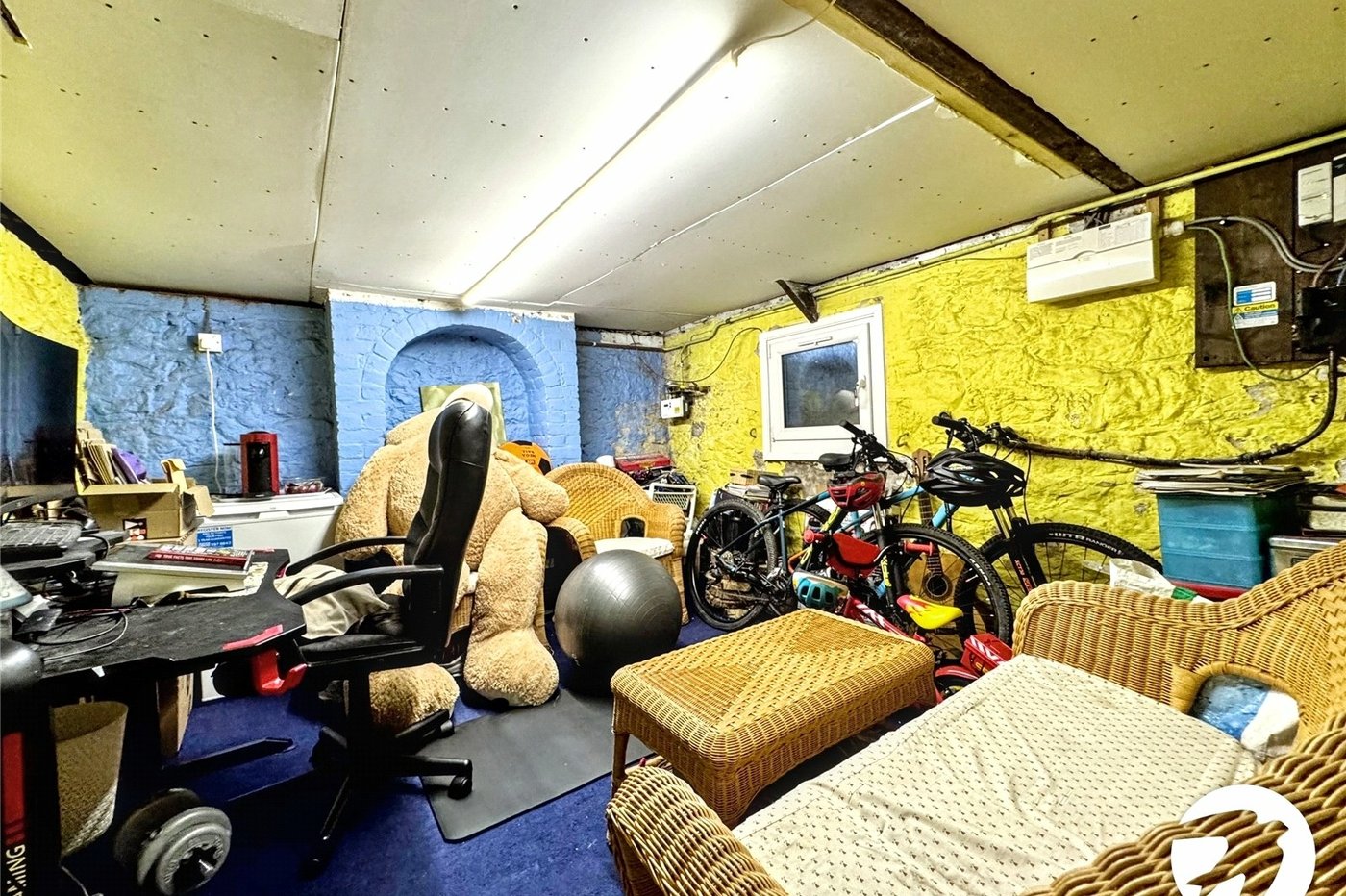 2 bedroom house for sale in Maidstone | Robinson Michael & Jackson