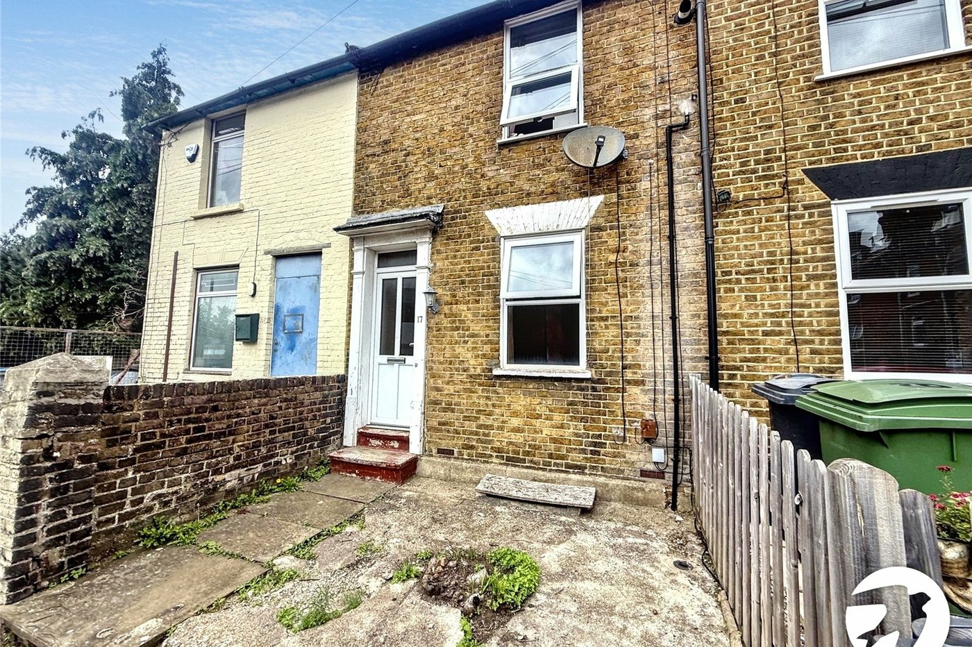 2 bedroom house for sale in Maidstone | Robinson Michael & Jackson