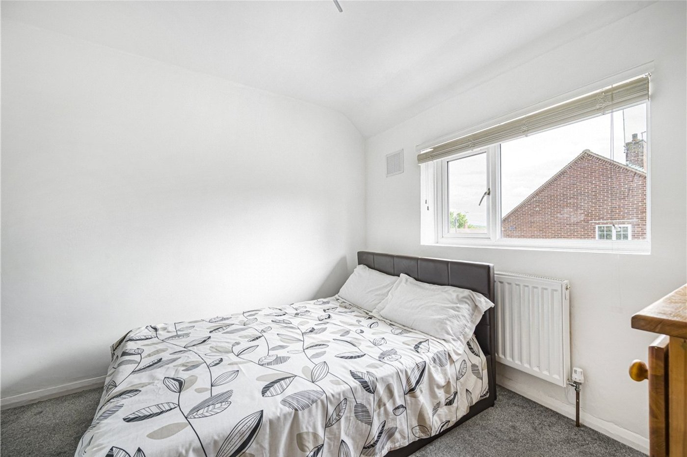 3 bedroom house for sale in Orpington | Robinson Jackson