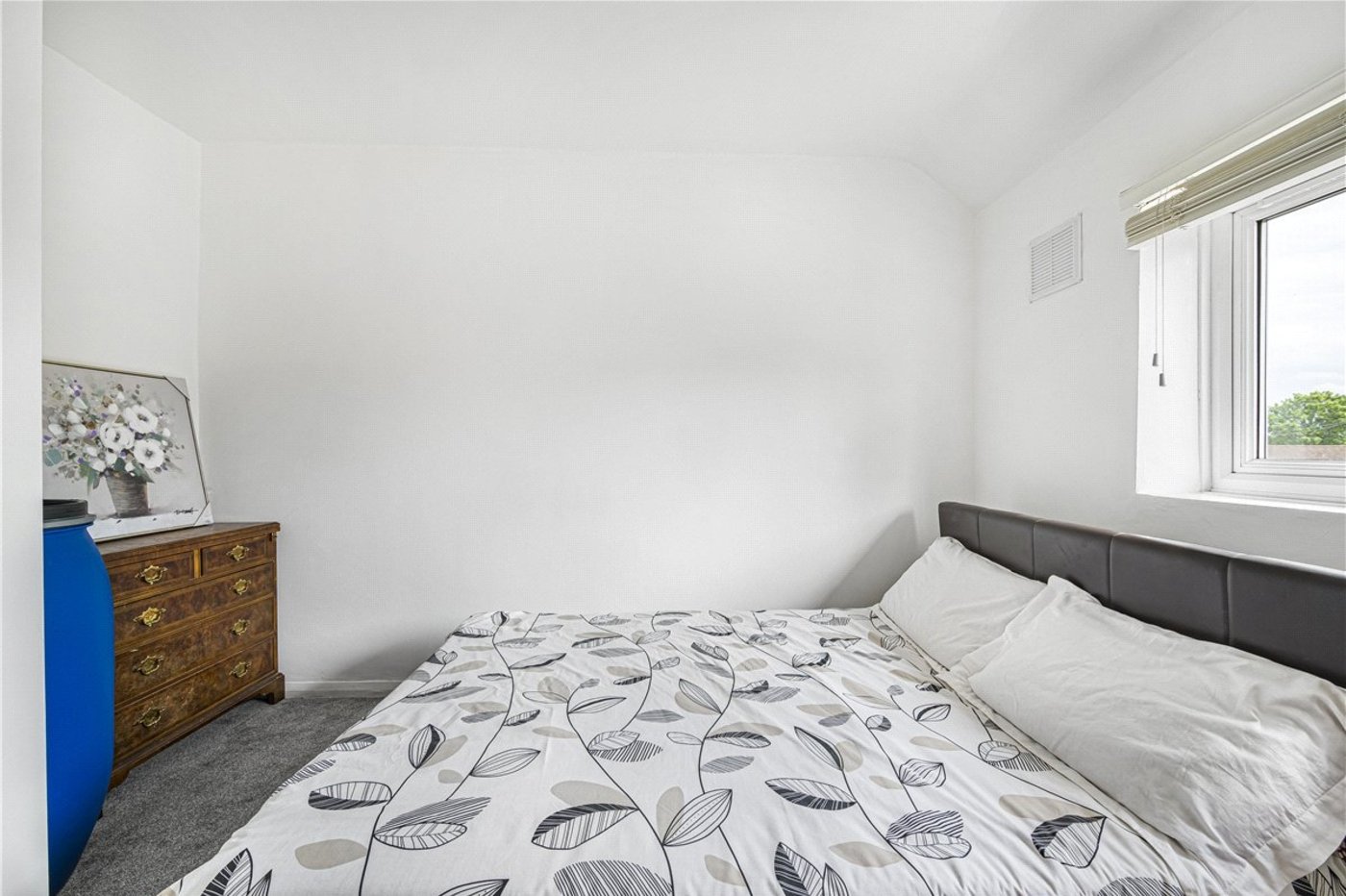 3 bedroom house for sale in Orpington | Robinson Jackson