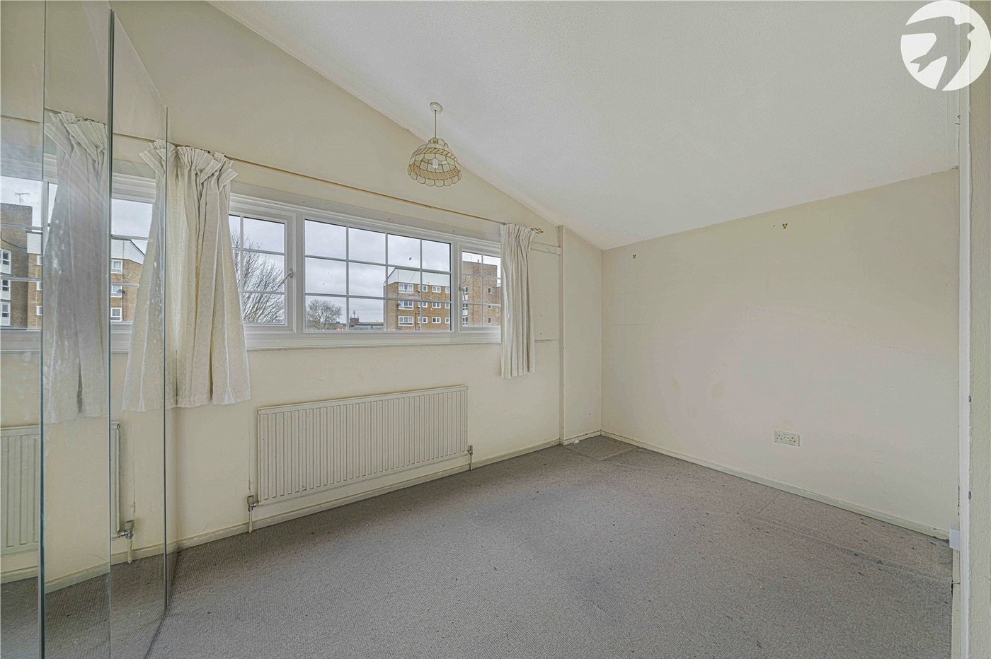 3 bedroom property for sale in Dartford | Robinson Jackson