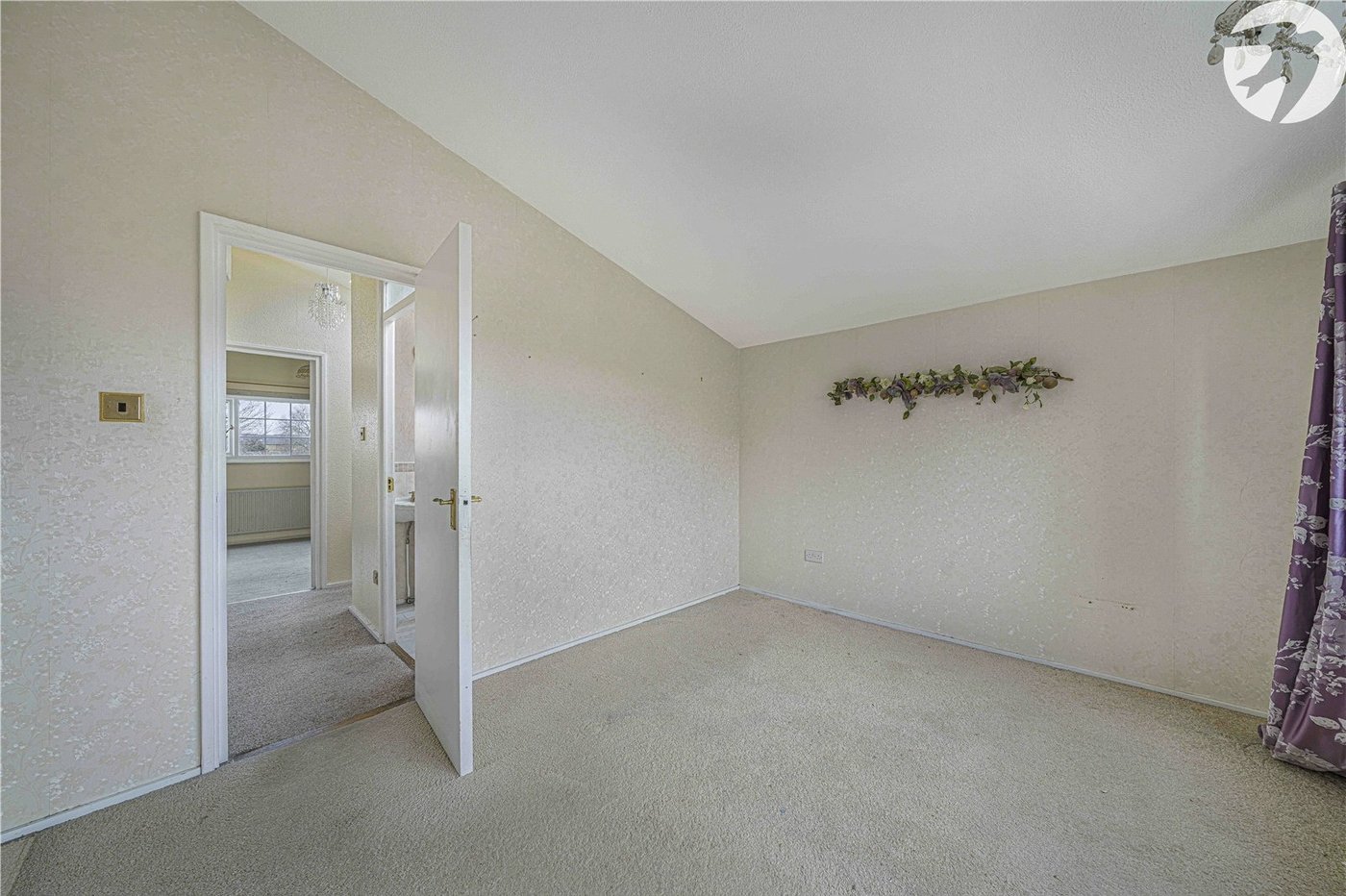 3 bedroom property for sale in Dartford | Robinson Jackson