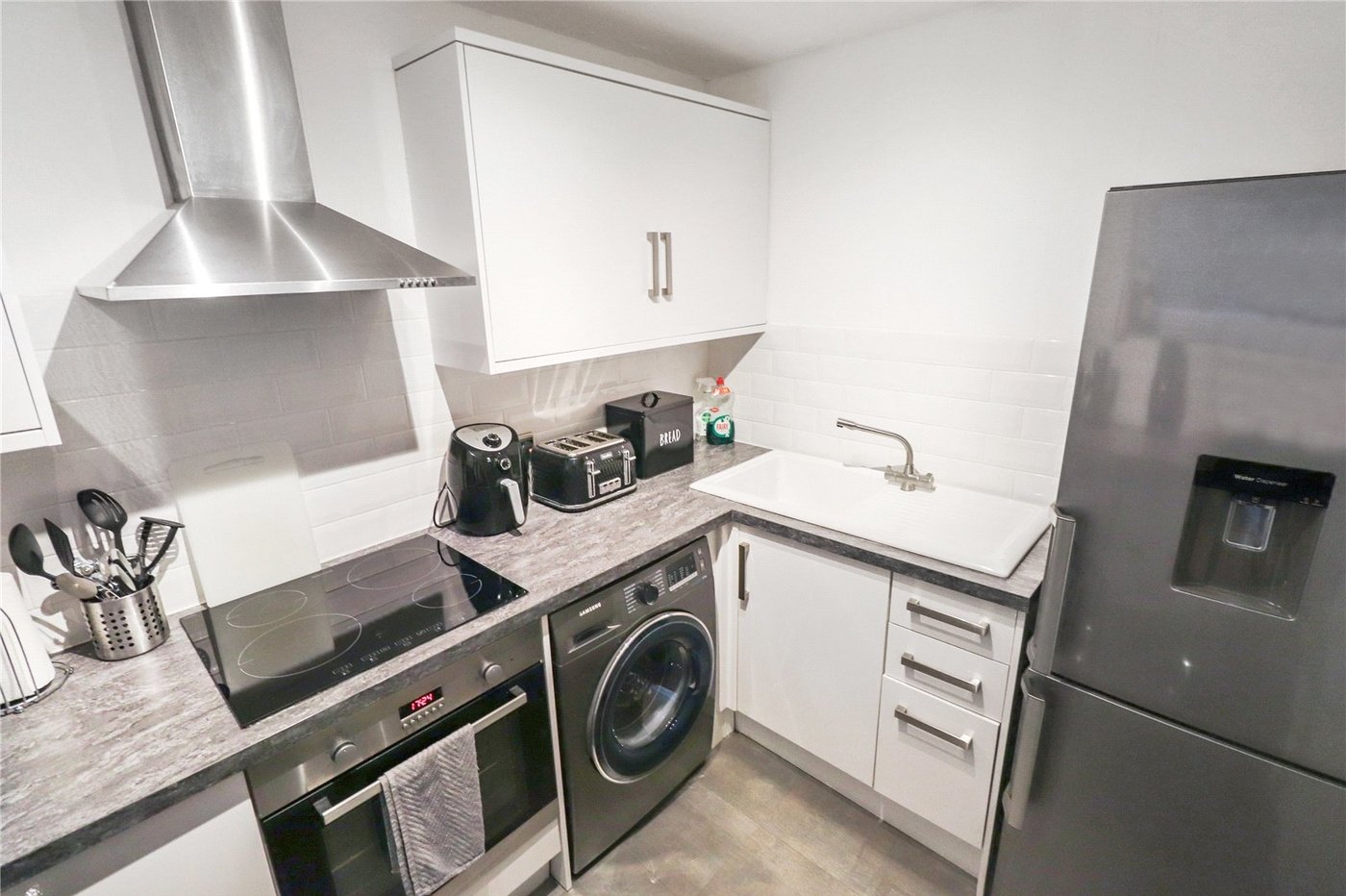 2 bedroom property for sale in Belvedere | Robinson Jackson