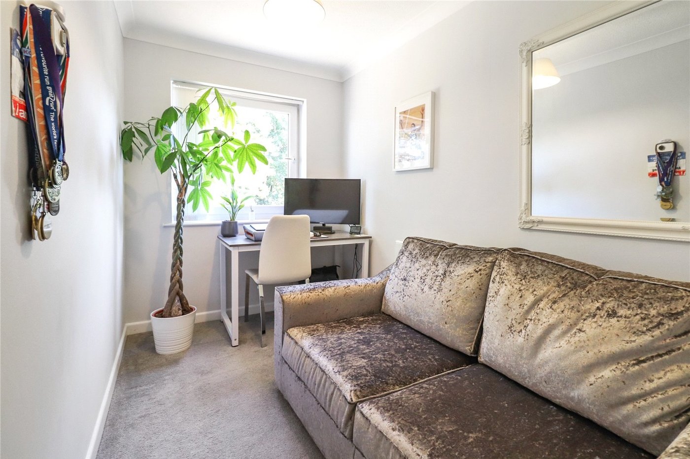 2 bedroom property for sale in Belvedere | Robinson Jackson