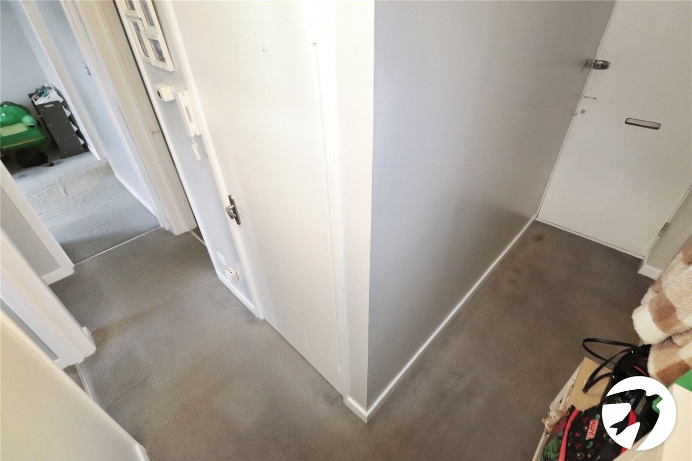 2 bedroom property for sale in Belvedere | Robinson Jackson