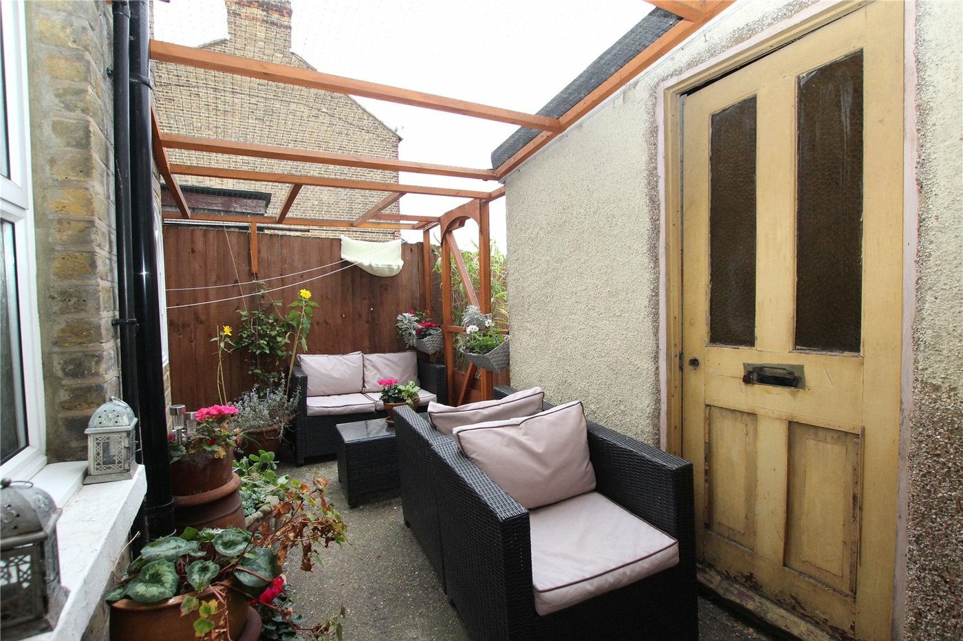 1 bedroom property for sale in Plumstead | Robinson Jackson