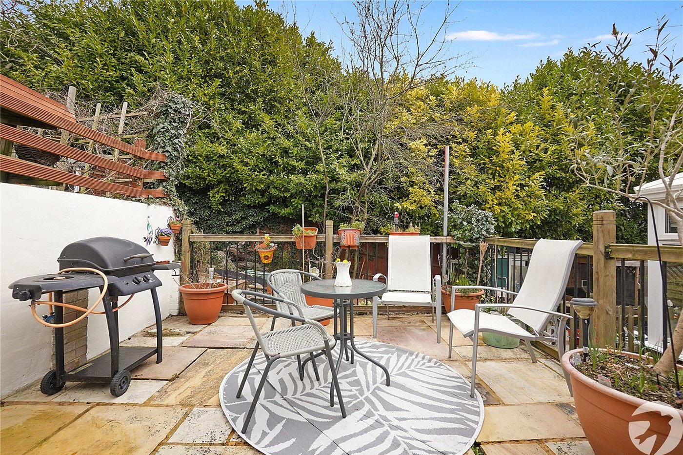 4 bedroom bungalow for sale in Halling | Robinson Michael & Jackson