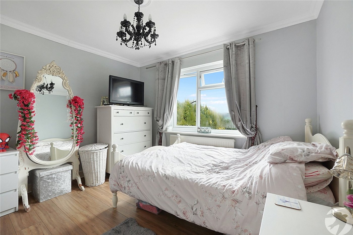 4 bedroom bungalow for sale in Halling | Robinson Michael & Jackson