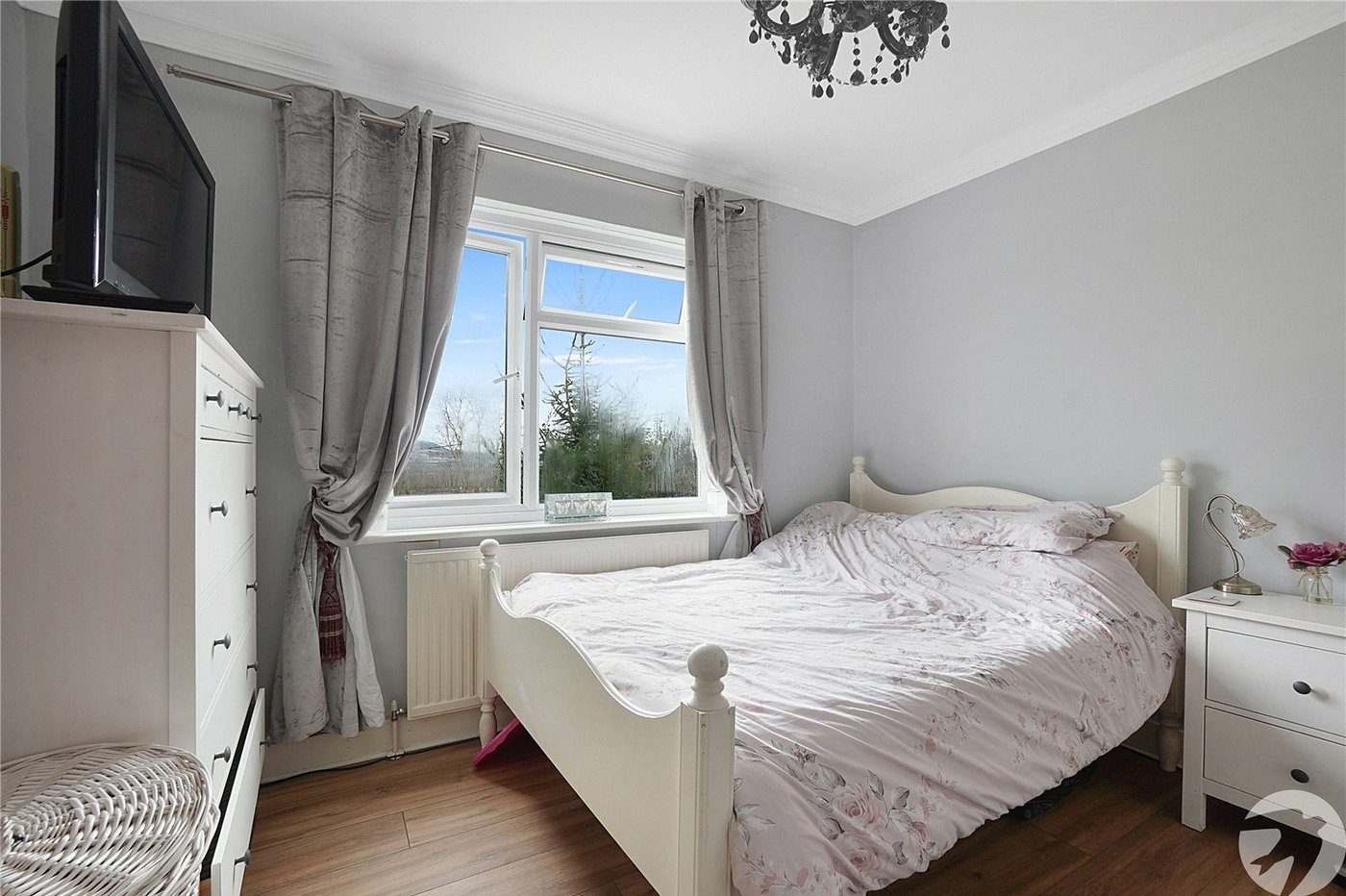 4 bedroom bungalow for sale in Halling | Robinson Michael & Jackson