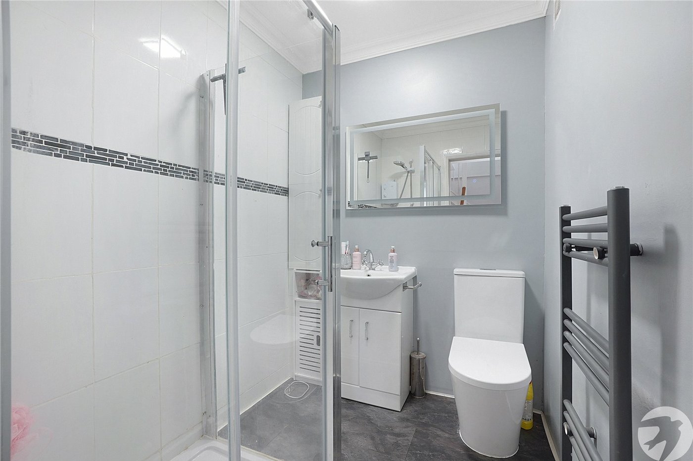 4 bedroom bungalow for sale in Halling | Robinson Michael & Jackson