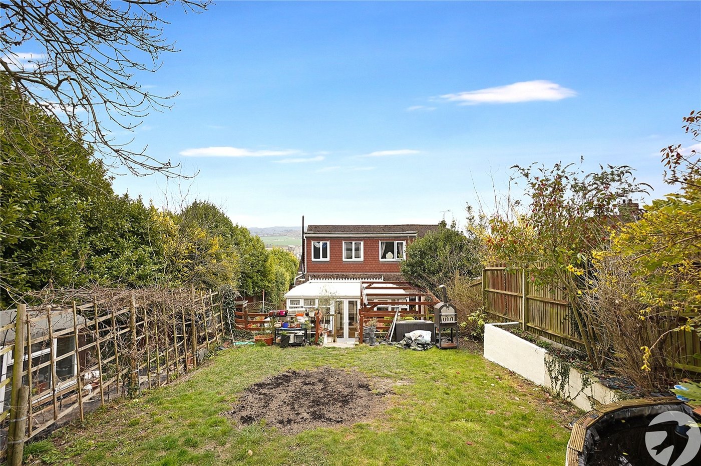 4 bedroom bungalow for sale in Halling | Robinson Michael & Jackson