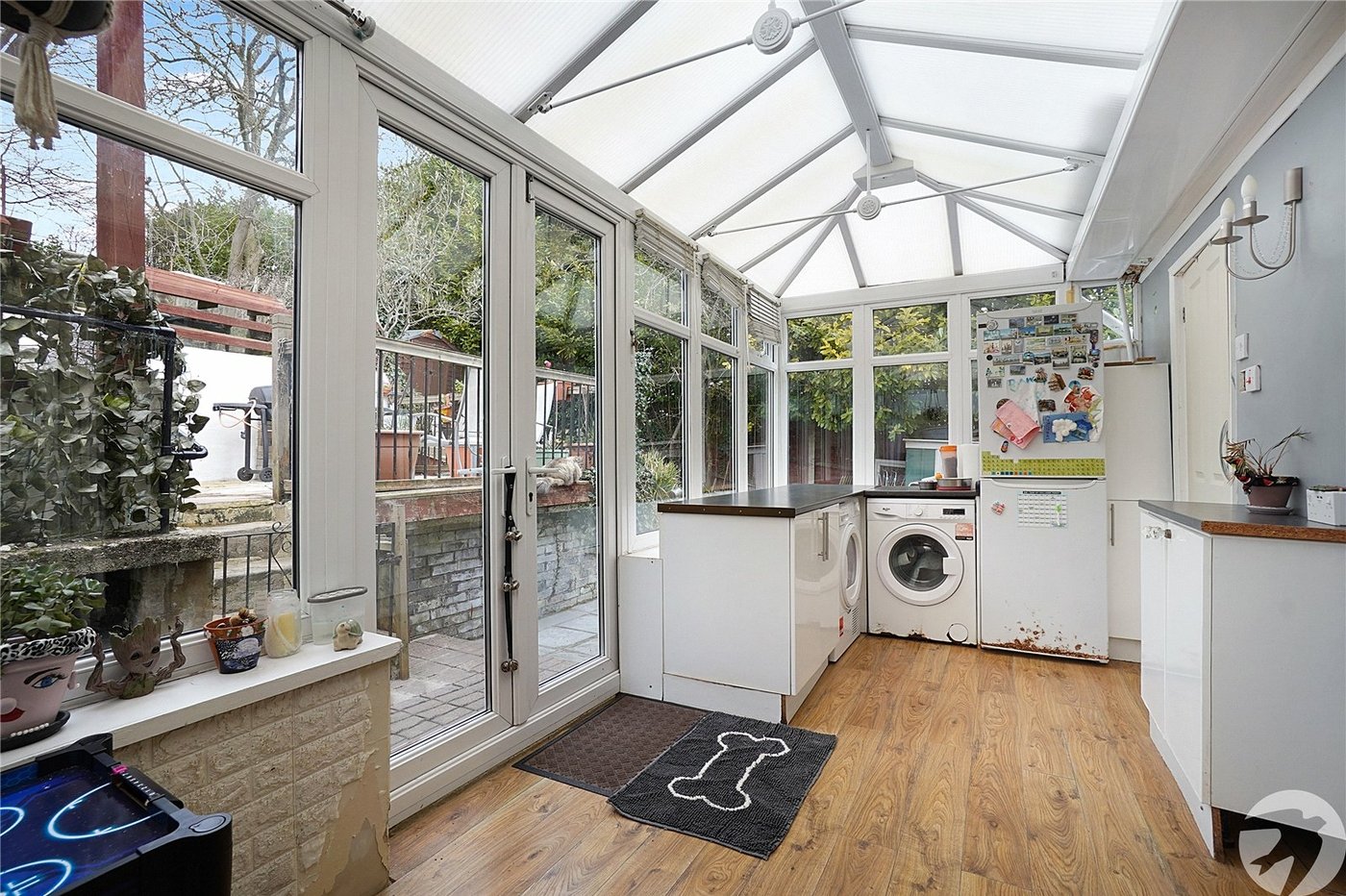 4 bedroom bungalow for sale in Halling | Robinson Michael & Jackson