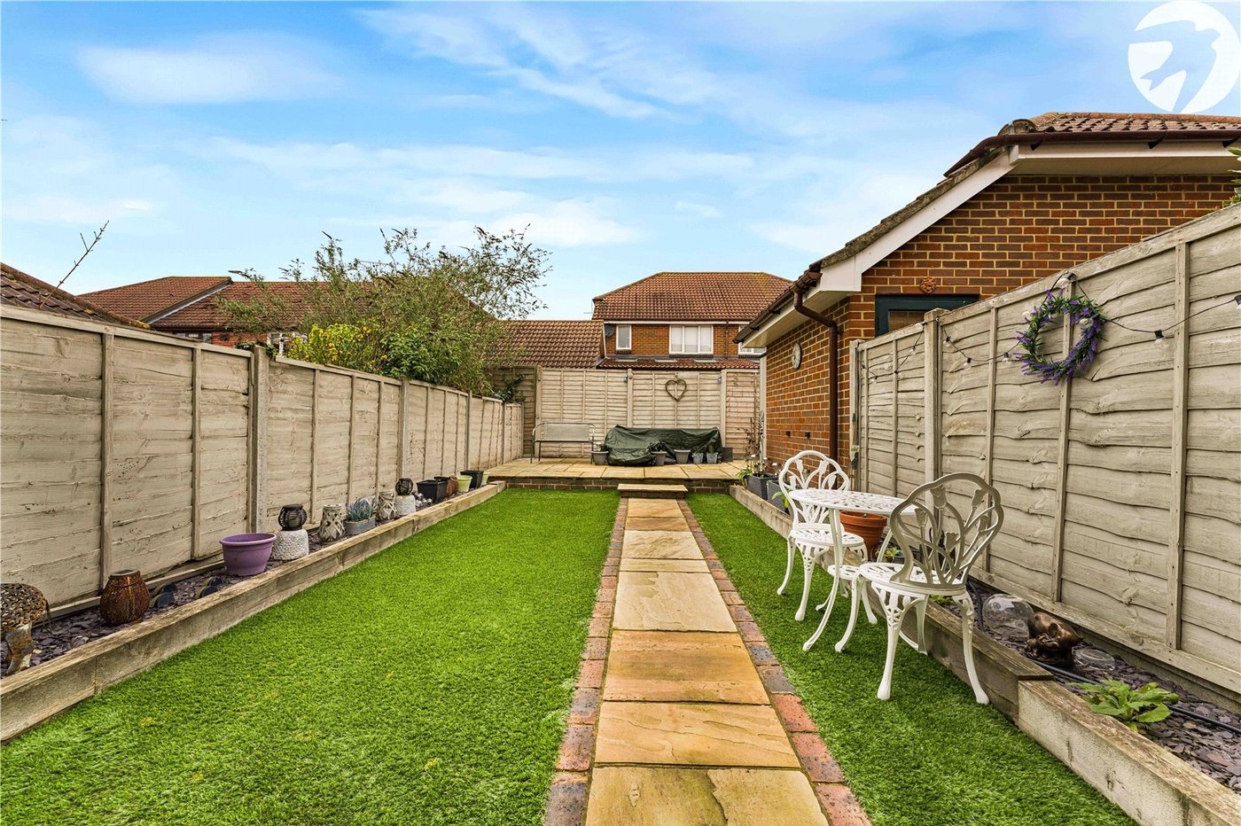 2 bedroom house for sale in Greenhithe | Robinson Jackson