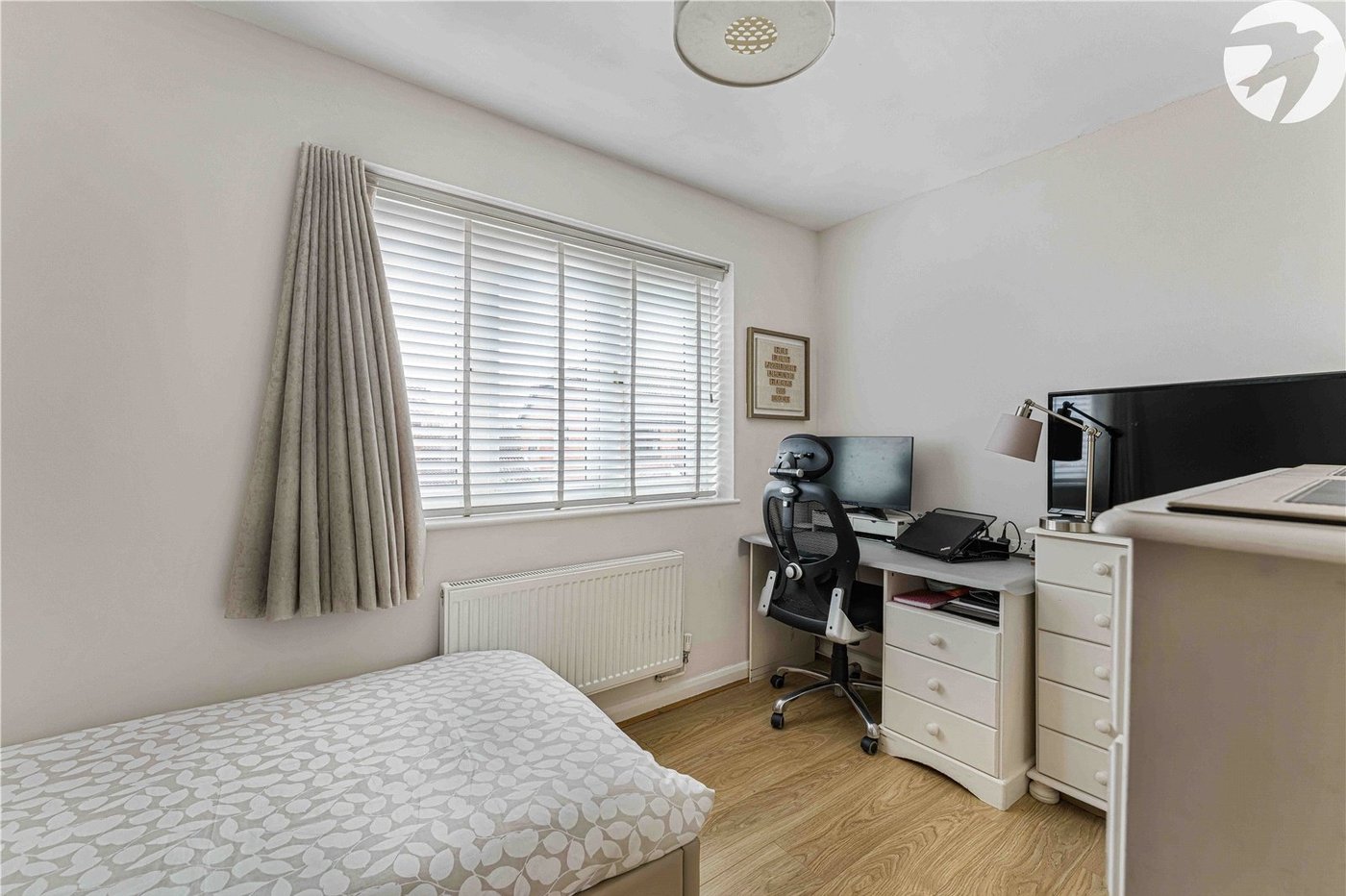 2 bedroom house for sale in Greenhithe | Robinson Jackson