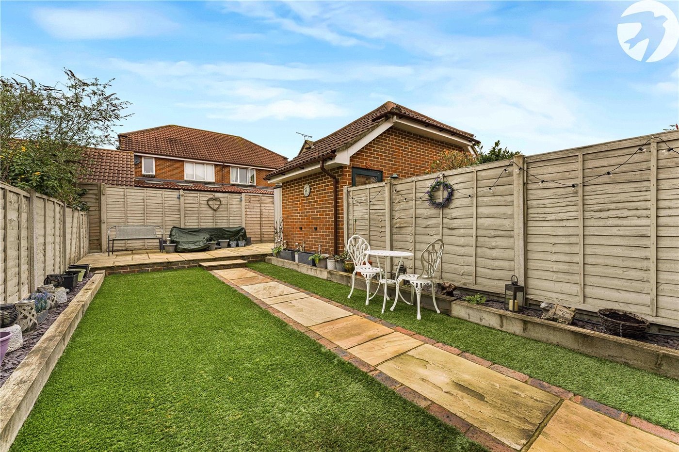 2 bedroom house for sale in Greenhithe | Robinson Jackson