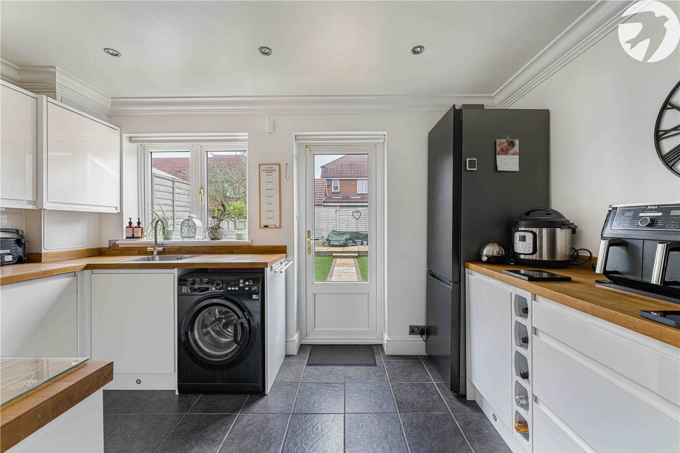 2 bedroom house for sale in Greenhithe | Robinson Jackson