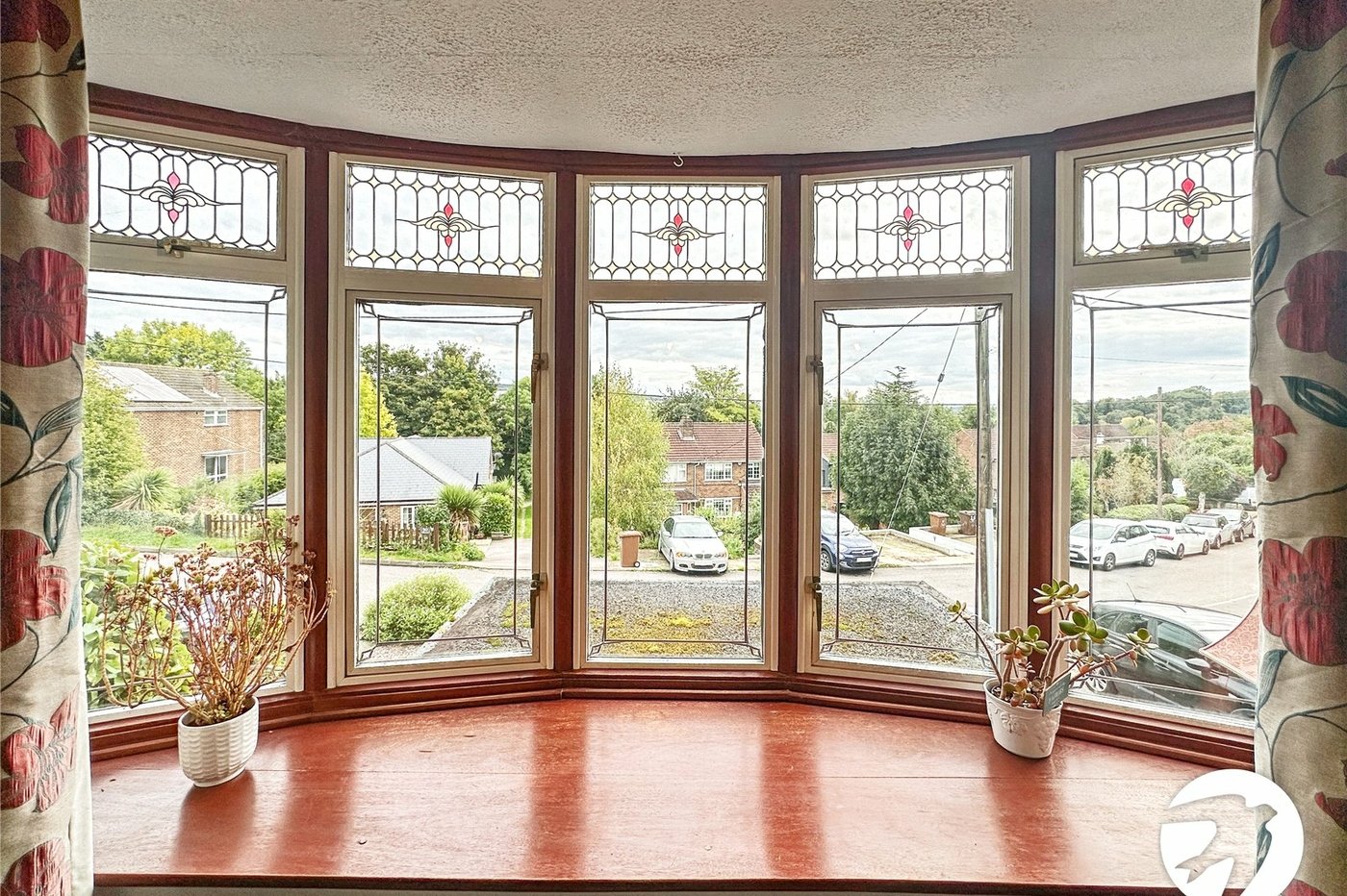 house for sale in Cuxton, Rochester, ME2 Robinson Michael & Jackson