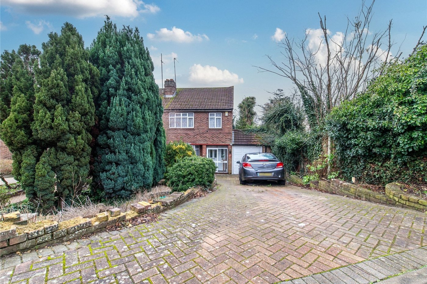 3 bedroom house for sale in Cuxton | Robinson Michael & Jackson