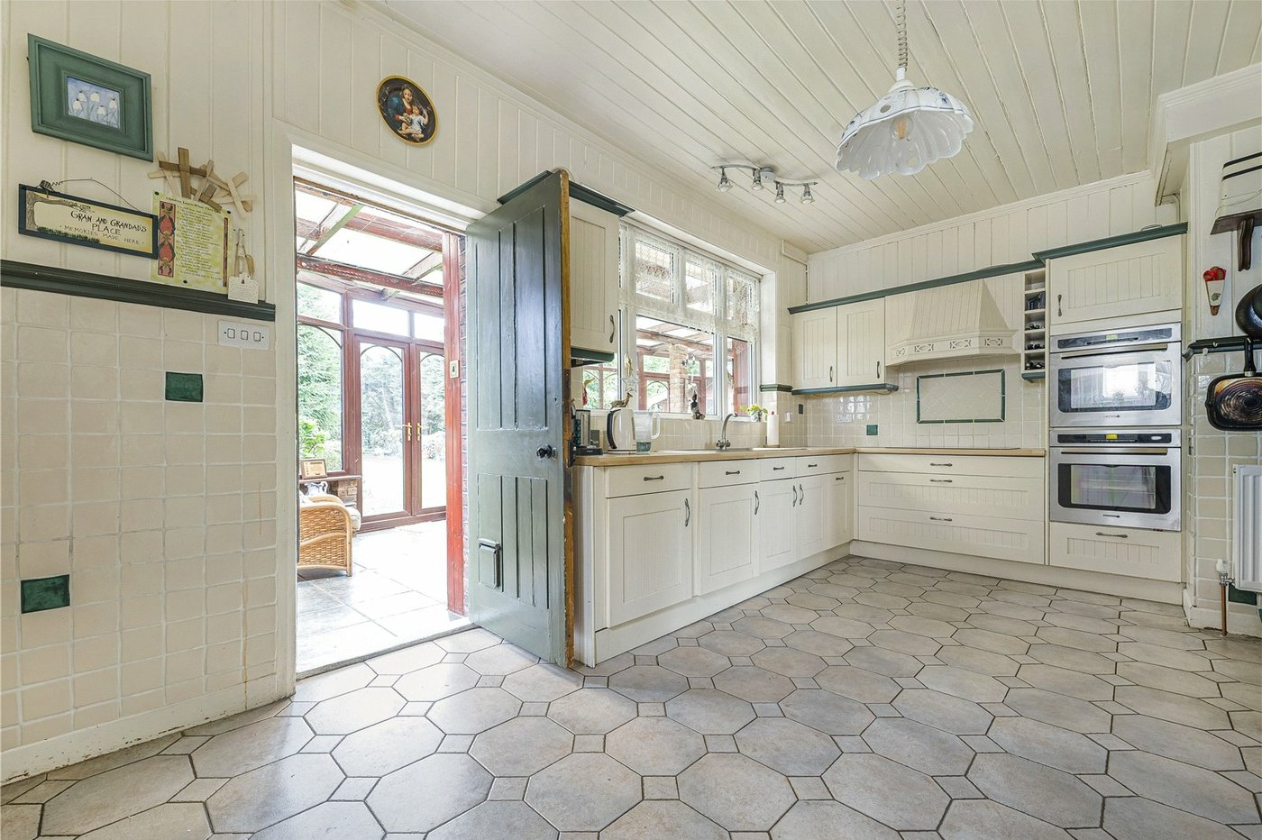 4 bedroom house for sale in Dartford | Robinson Jackson