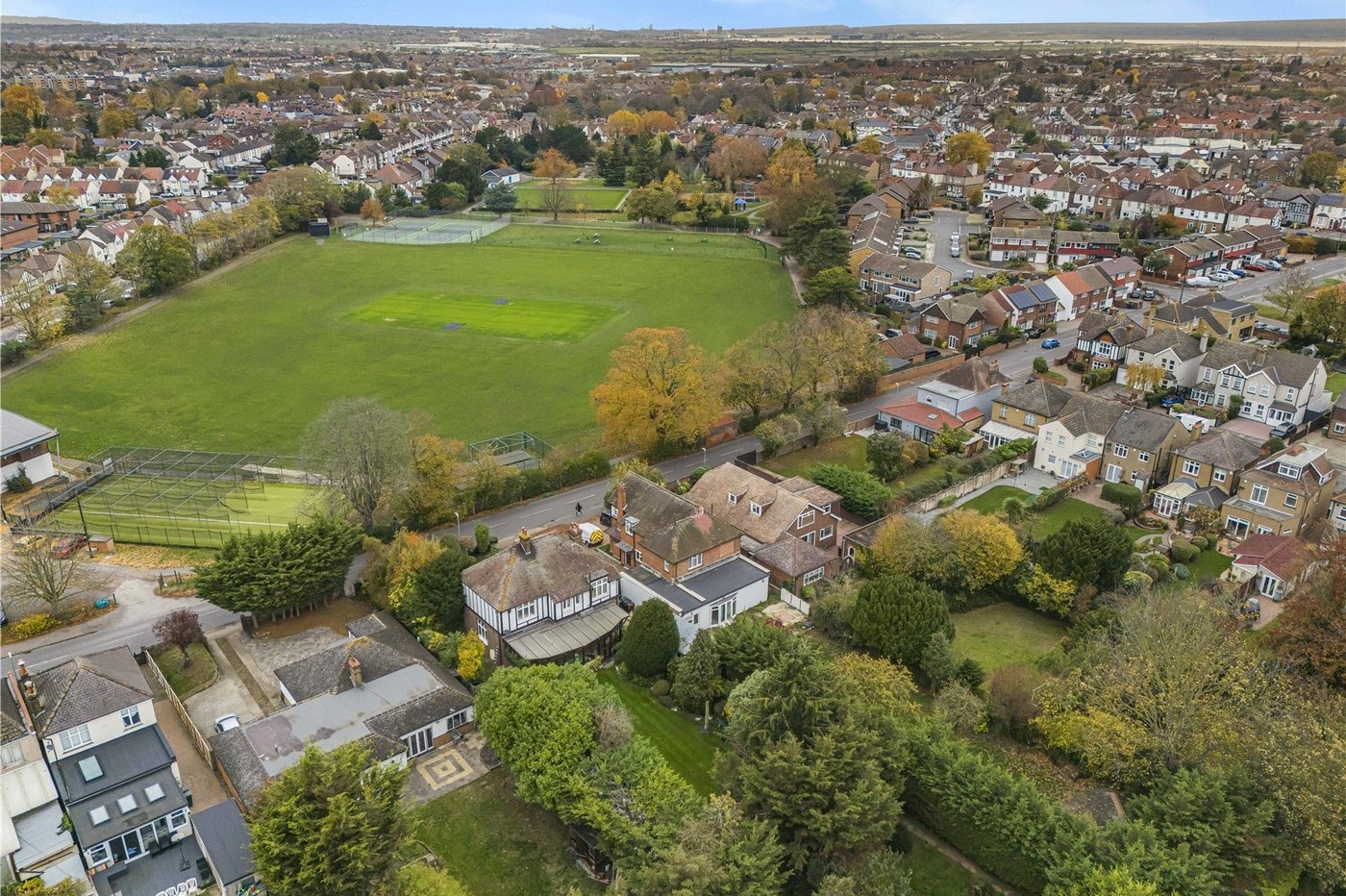 4 bedroom house for sale in Dartford | Robinson Jackson