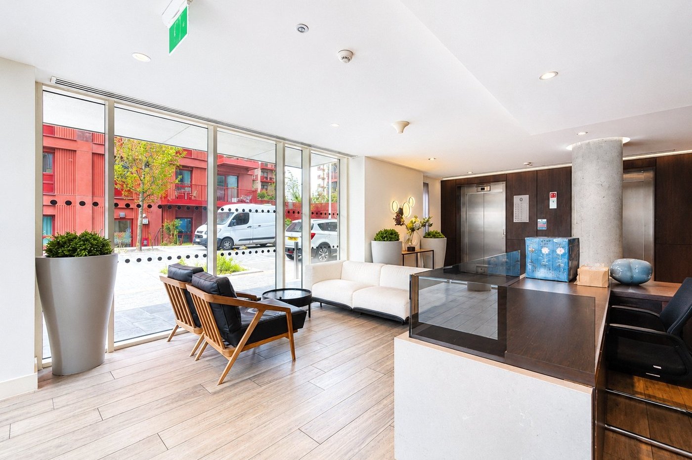 2 bedroom property for sale in London | Robinson Jackson