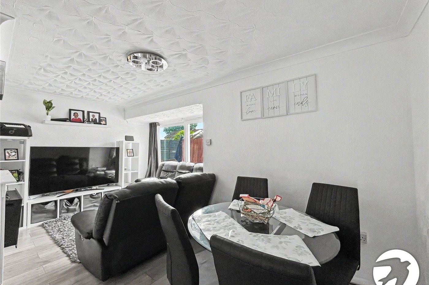 3 bedroom house for sale in Weedswood | Robinson Michael & Jackson