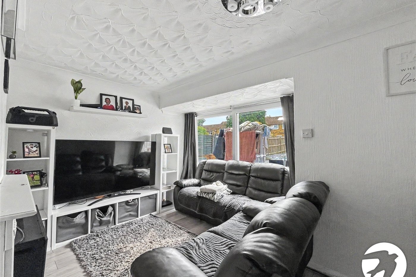 3 bedroom house for sale in Weedswood | Robinson Michael & Jackson