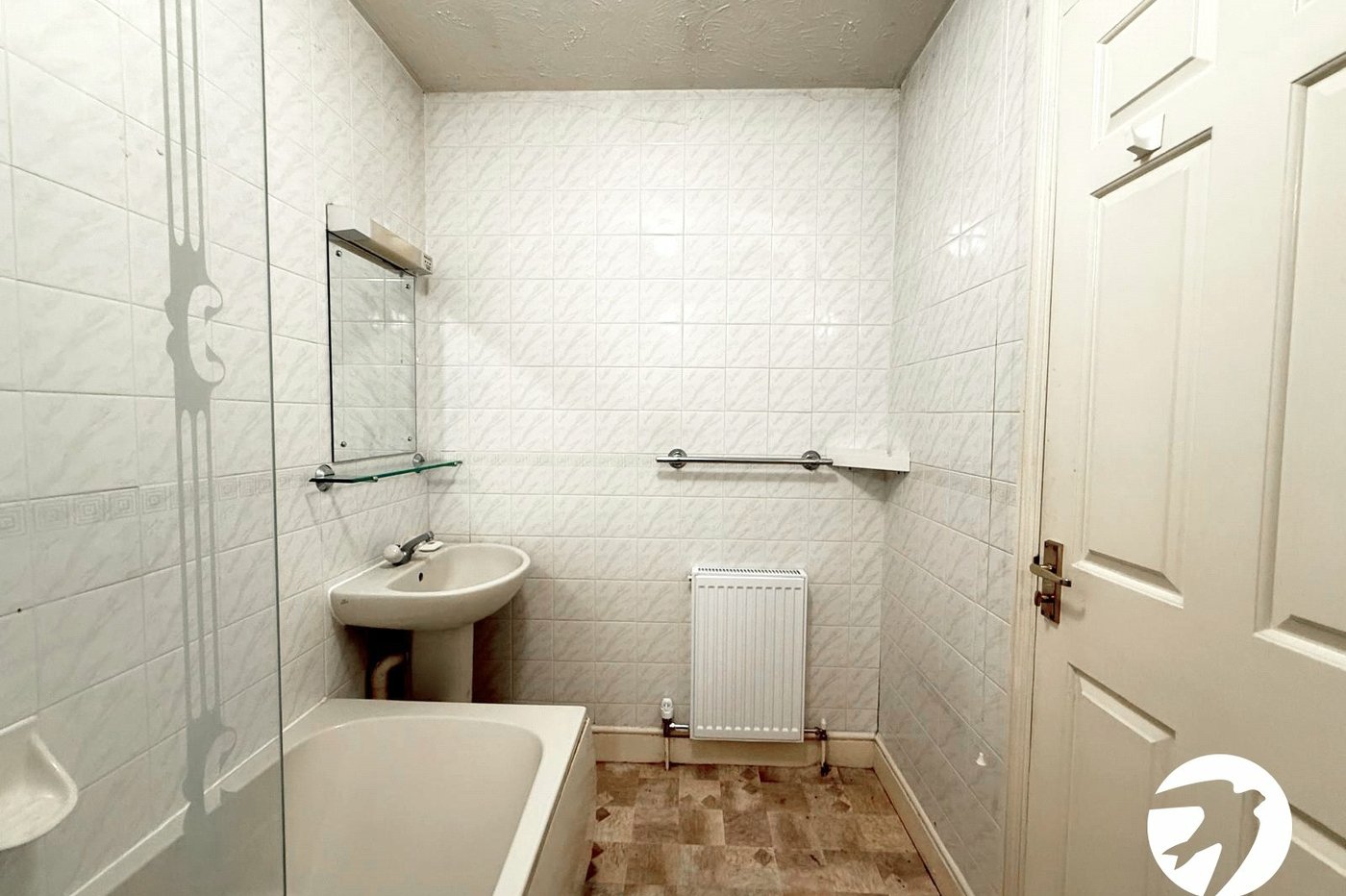 2 bedroom house for sale in London | Robinson Jackson