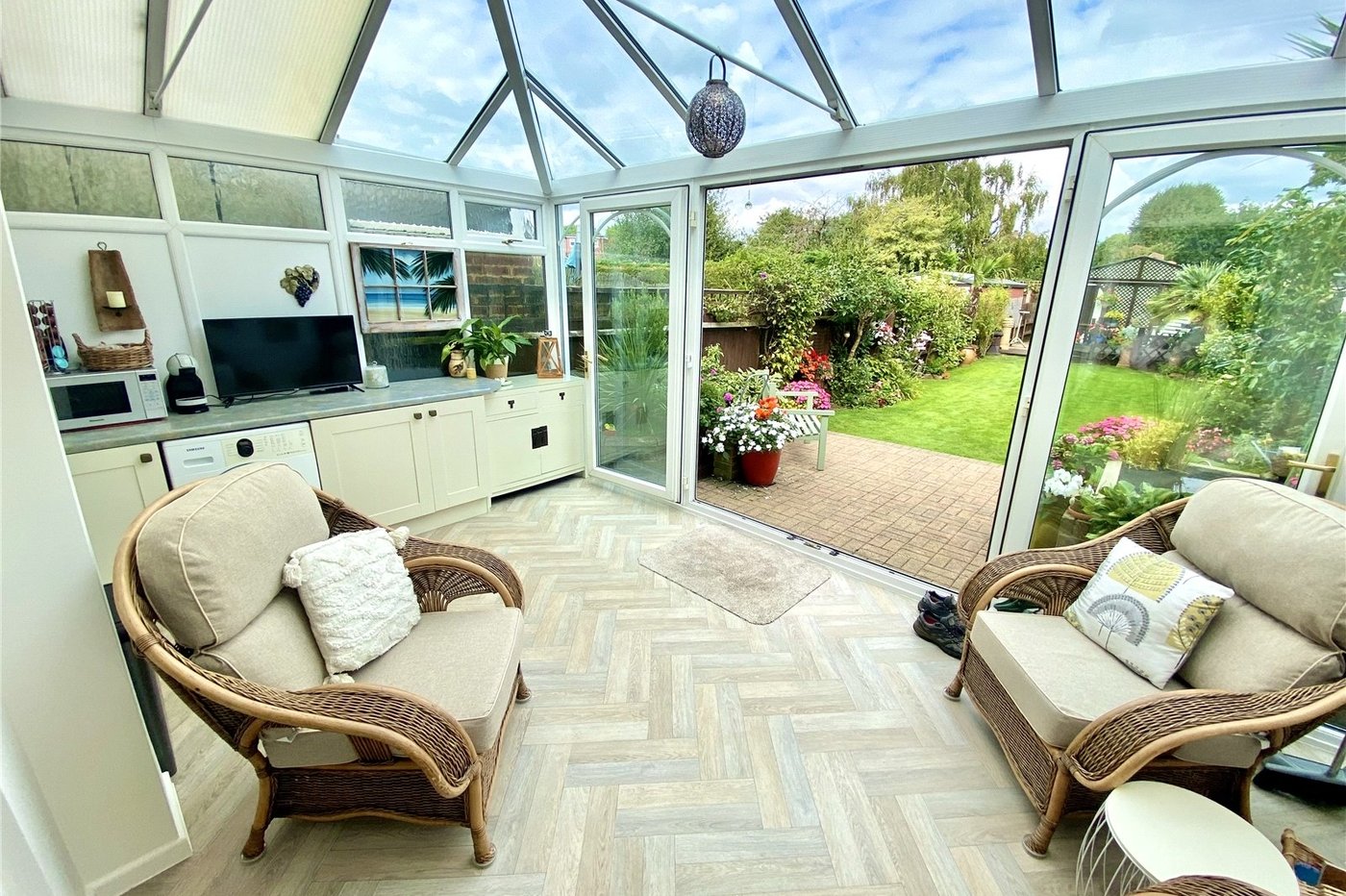 3 bedroom house for sale in Sidcup | Robinson Jackson