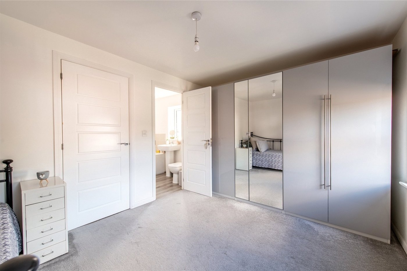 3 bedroom property for sale in Allington | Robinson Michael & Jackson
