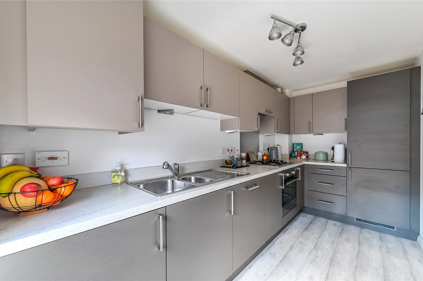 3 bedroom property for sale in Allington | Robinson Michael & Jackson