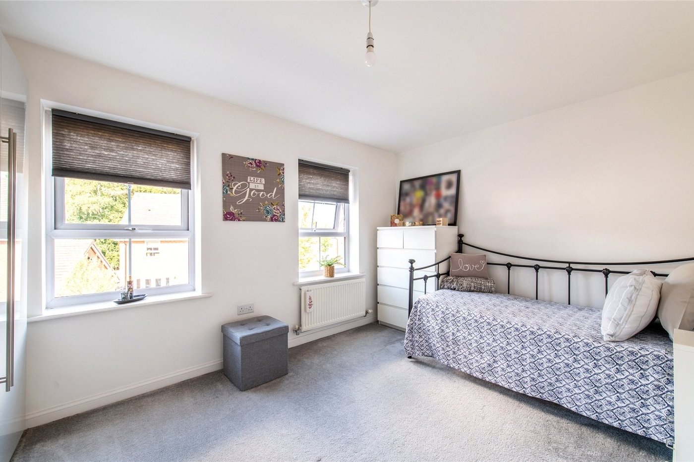 3 bedroom property for sale in Allington | Robinson Michael & Jackson