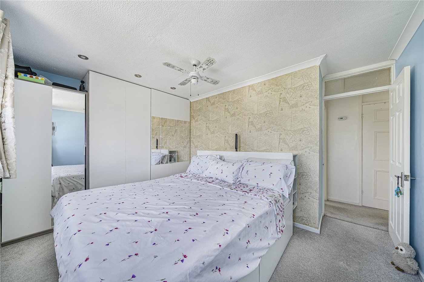 3 bedroom house for sale in Hartley | Robinson Jackson