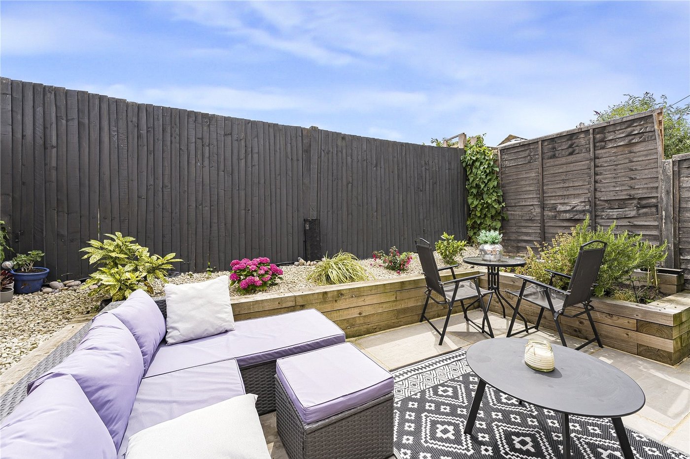 1 bedroom property for sale in Hartley | Robinson Jackson