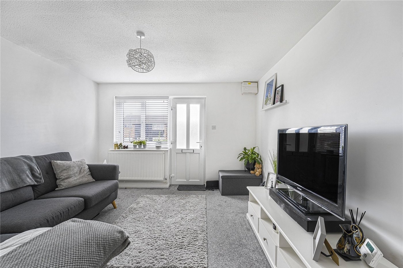 1 bedroom property for sale in Hartley | Robinson Jackson