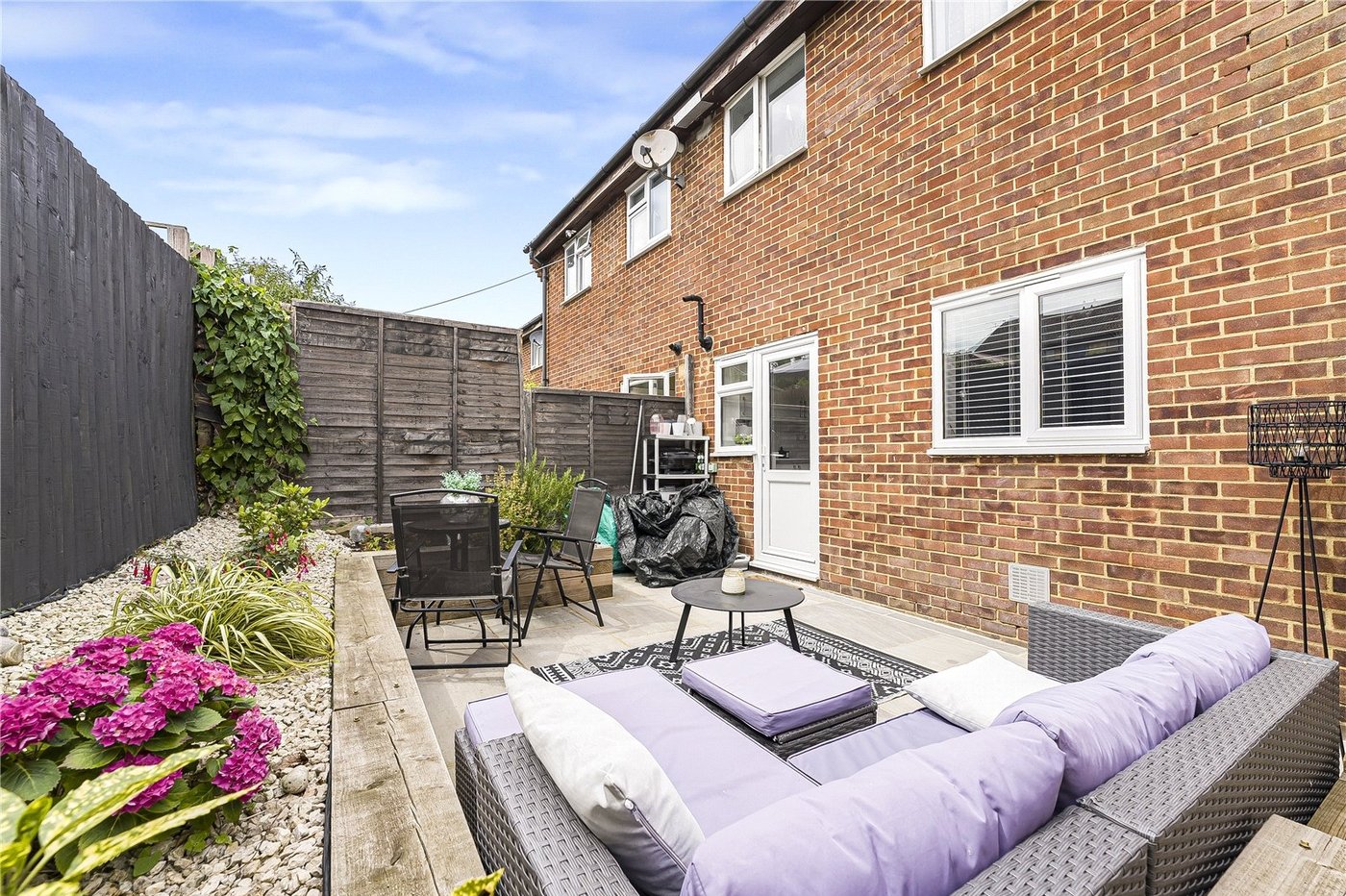 1 bedroom property for sale in Hartley | Robinson Jackson