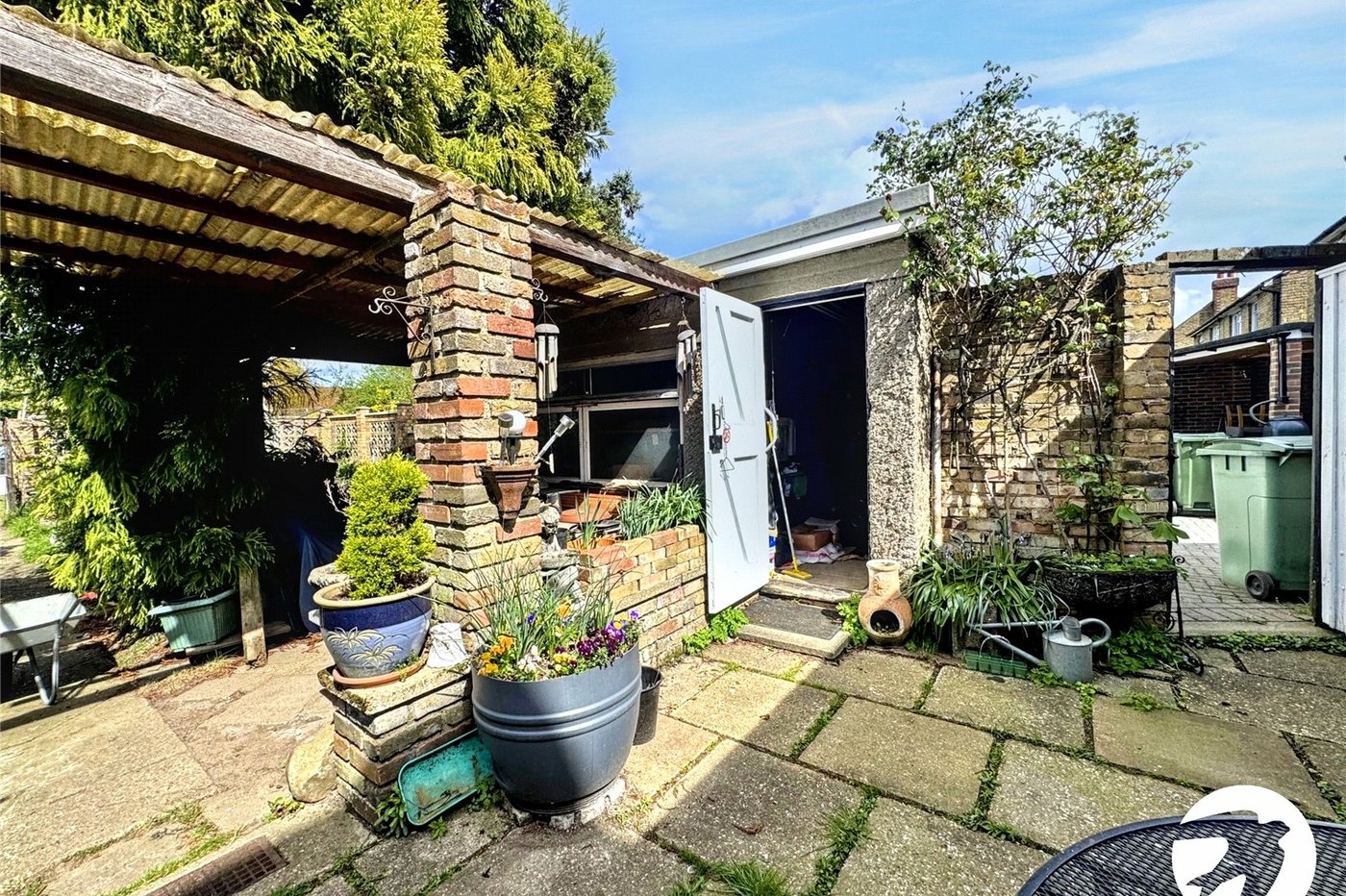 3 bedroom house for sale in Maidstone | Robinson Michael & Jackson