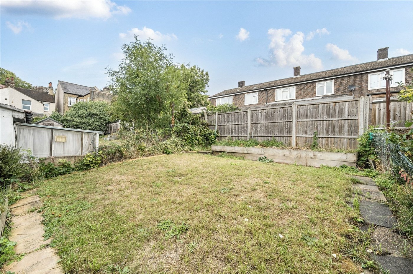 3 bedroom house for sale in London | Robinson Jackson