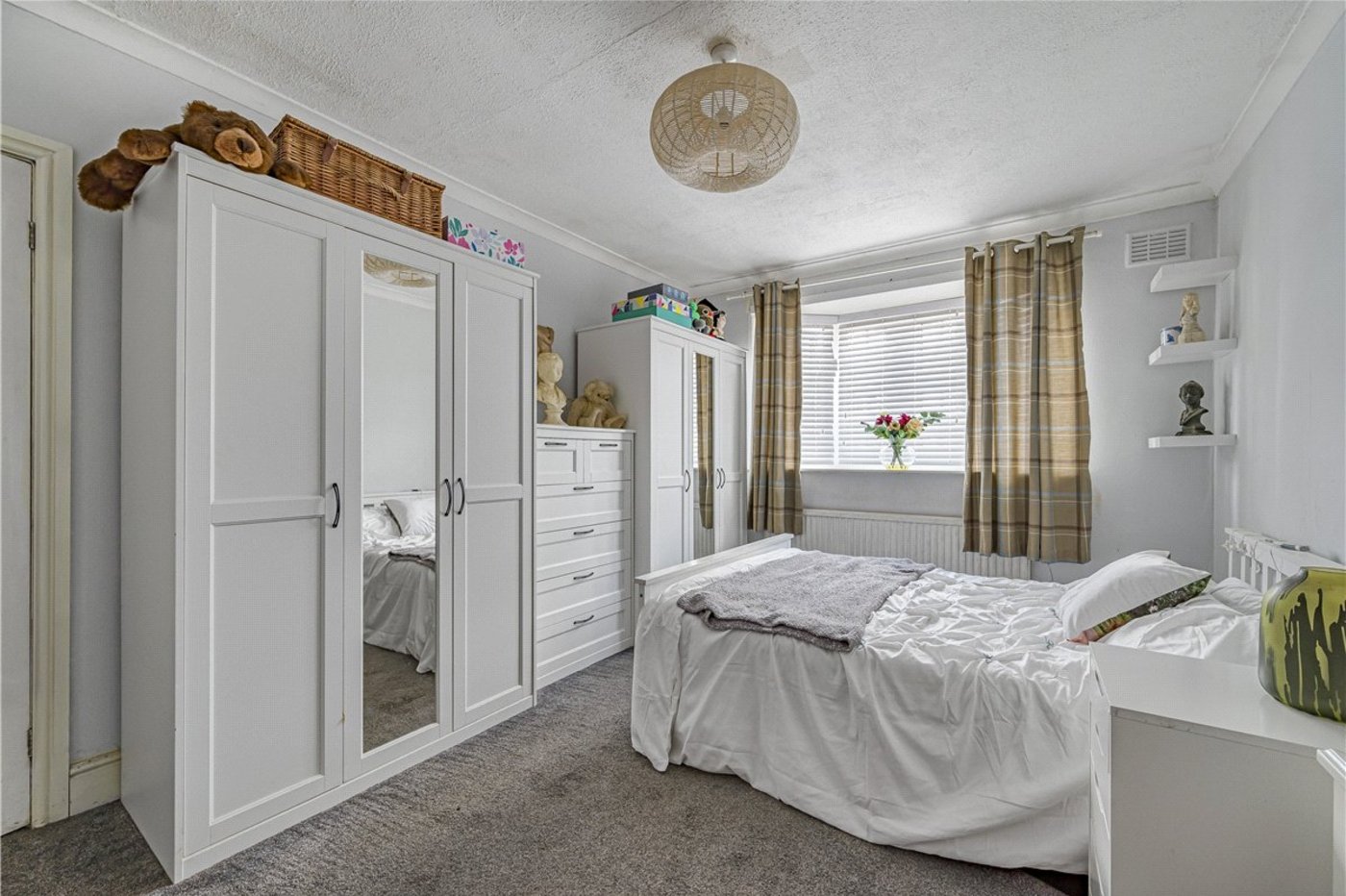 3 bedroom bungalow for sale in St Pauls Cray | Robinson Jackson