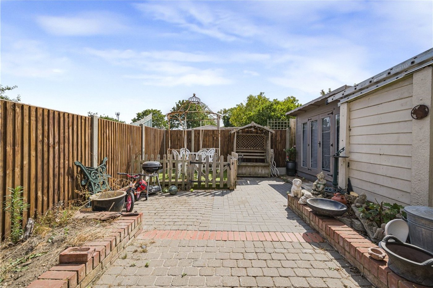 3 bedroom bungalow for sale in St Pauls Cray | Robinson Jackson