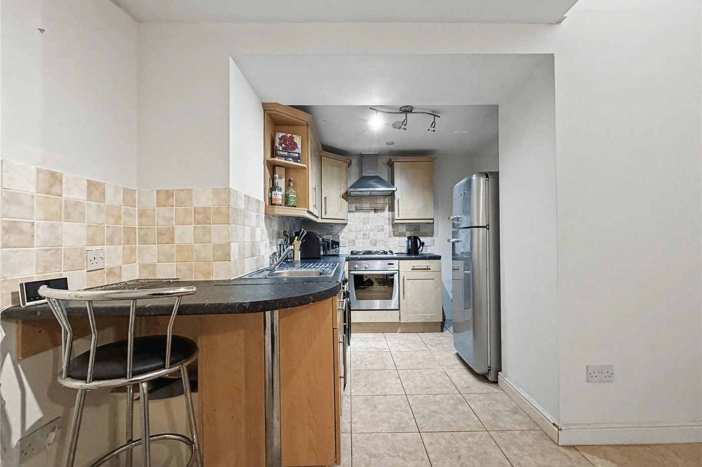 2 bedroom property to rent in Brompton | Robinson Michael & Jackson