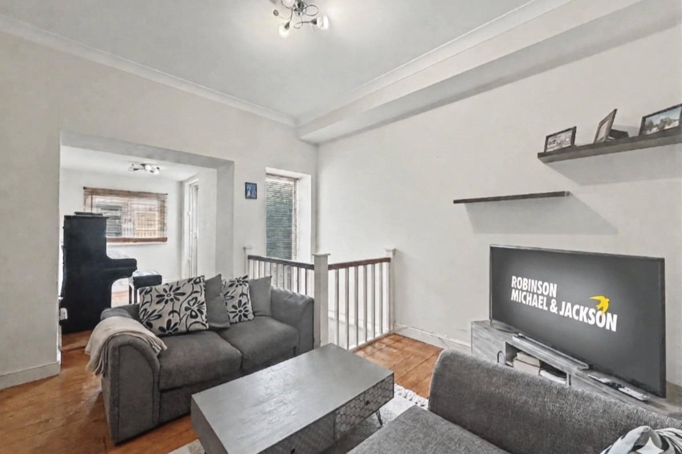 2 bedroom property to rent in Brompton | Robinson Michael & Jackson