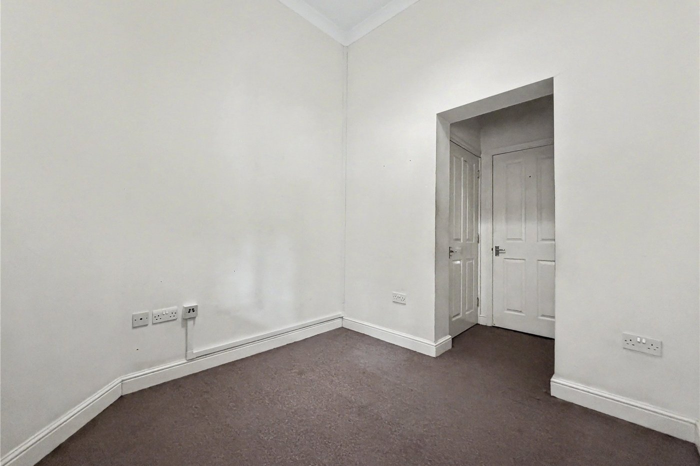 1 bedroom property for sale in Brompton | Robinson Michael & Jackson