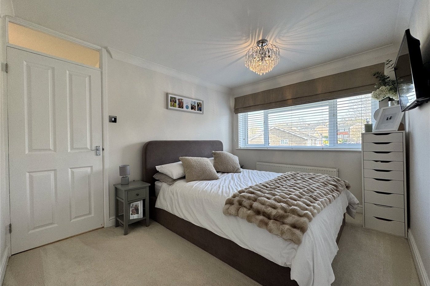 3 bedroom house for sale in Rainham | Robinson Michael & Jackson