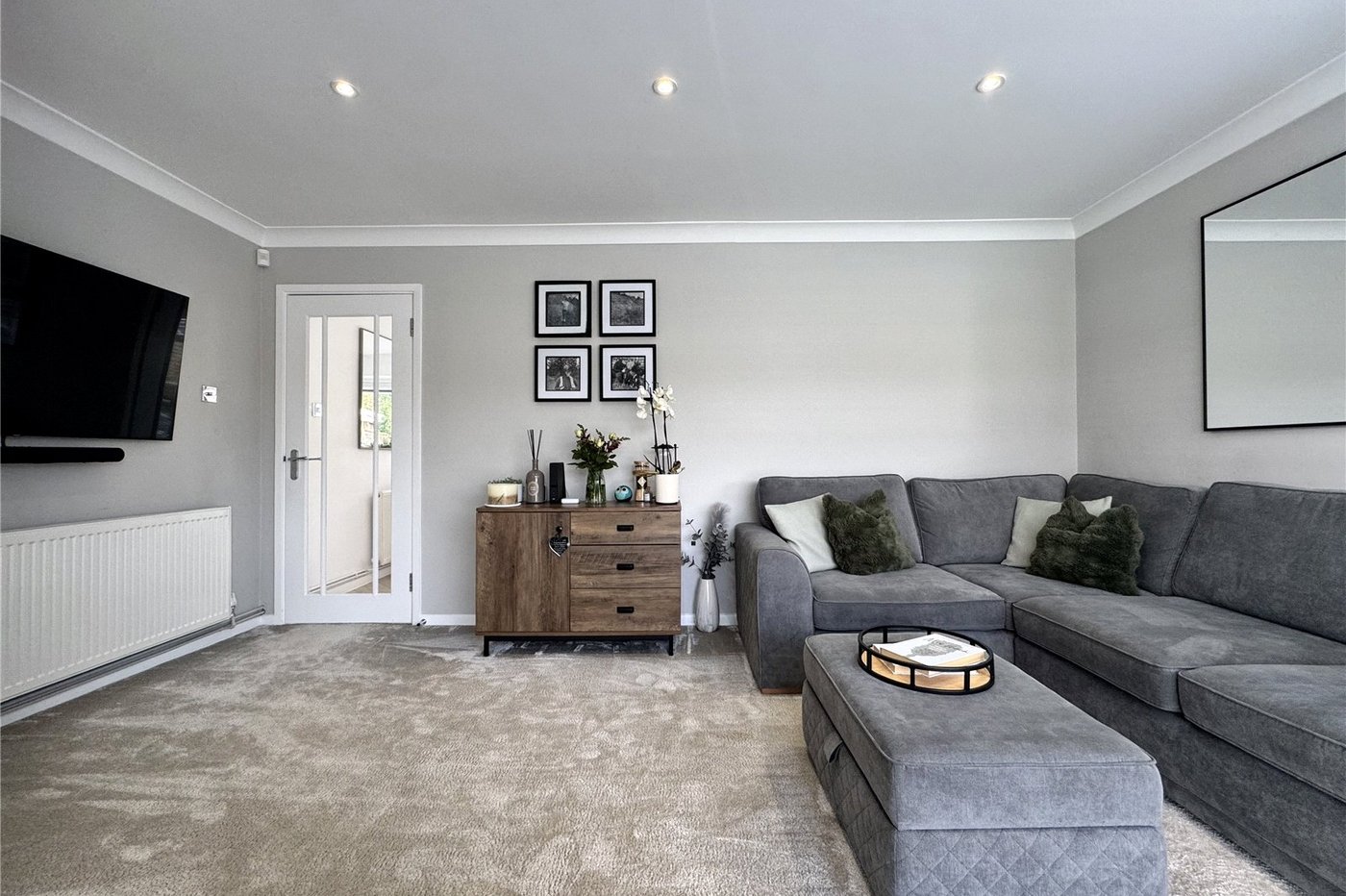 3 bedroom house for sale in Rainham | Robinson Michael & Jackson