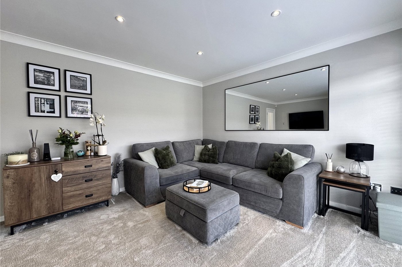 3 bedroom house for sale in Rainham | Robinson Michael & Jackson