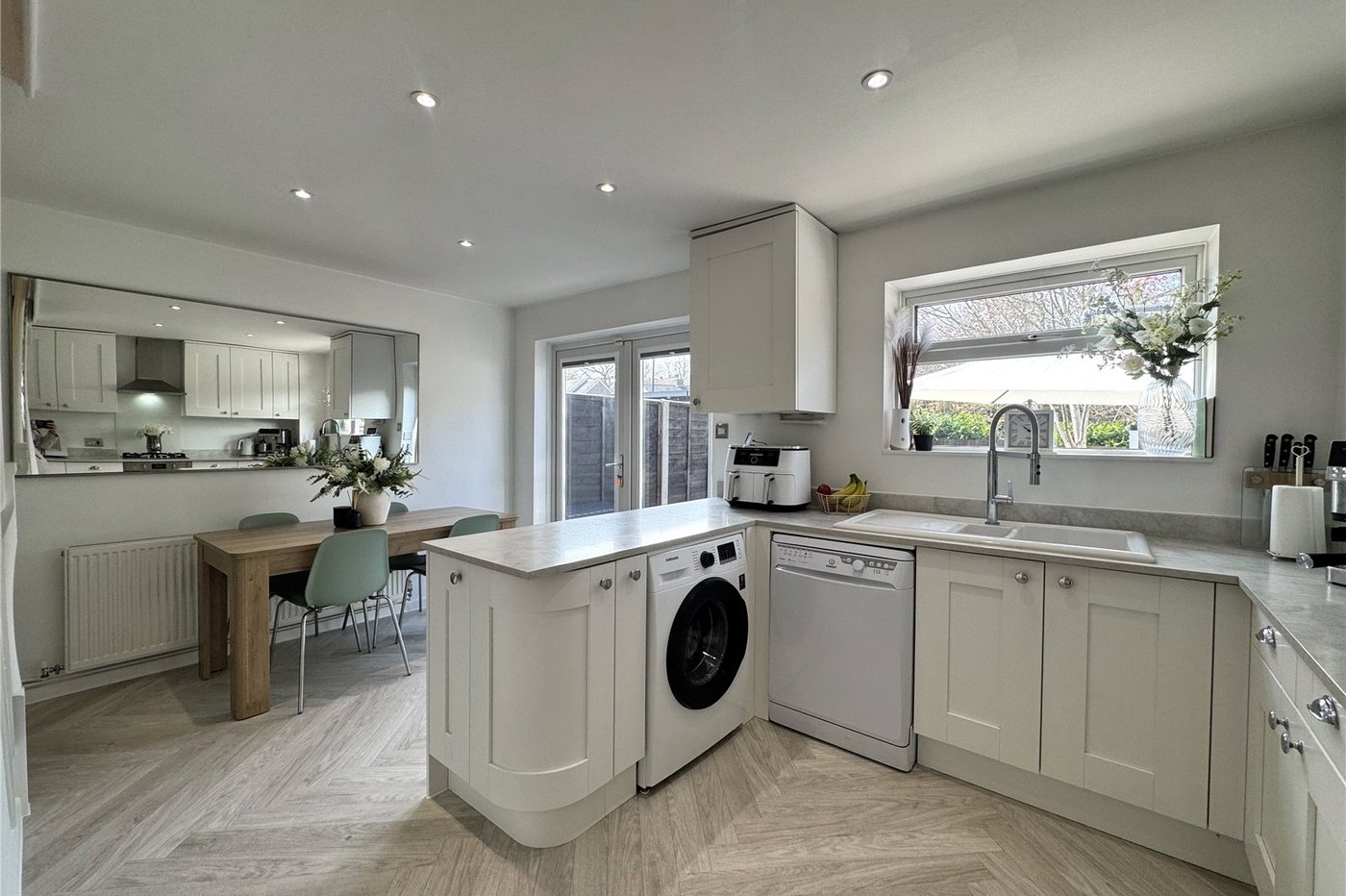 3 bedroom house for sale in Rainham | Robinson Michael & Jackson