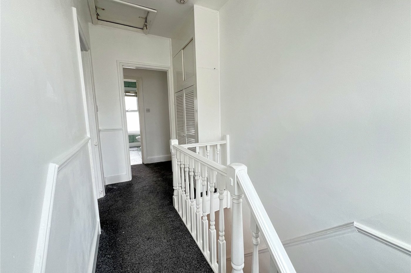 2 bedroom property for sale in Plumstead Common | Robinson Jackson