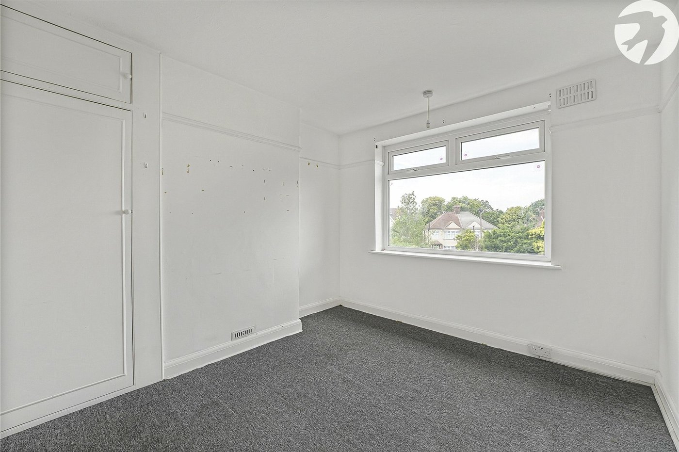 3 bedroom house for sale in Shooters Hill | Robinson Jackson