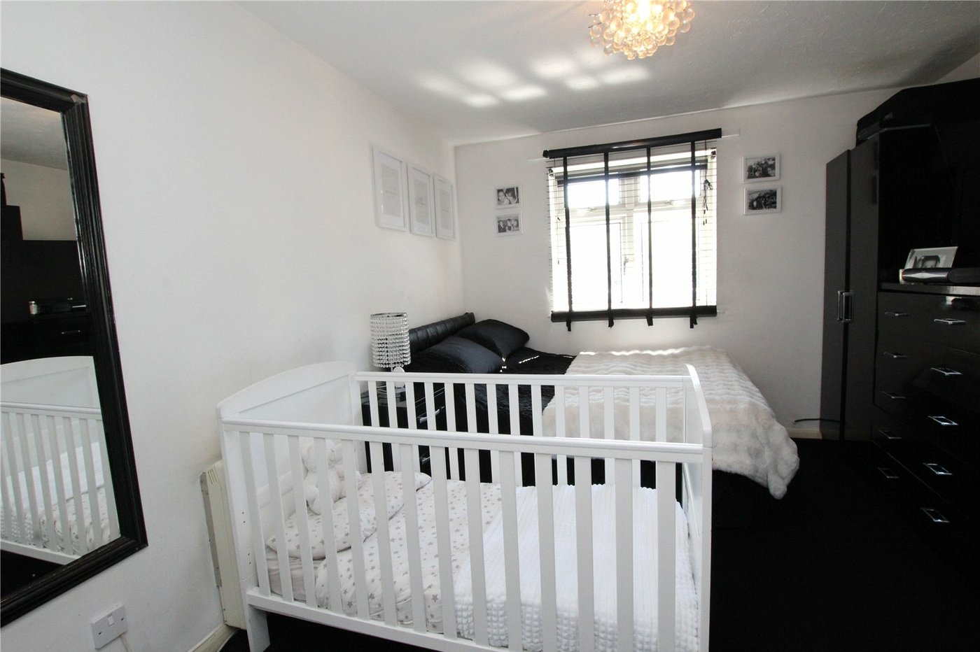 1 bedroom property for sale in London | Robinson Jackson